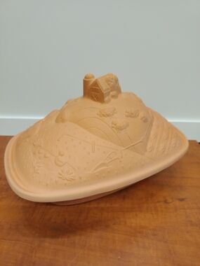 Vintage 1984 Gallery Originals terracotta clay baking dish/ Dutch oven 1.5-2 Qts